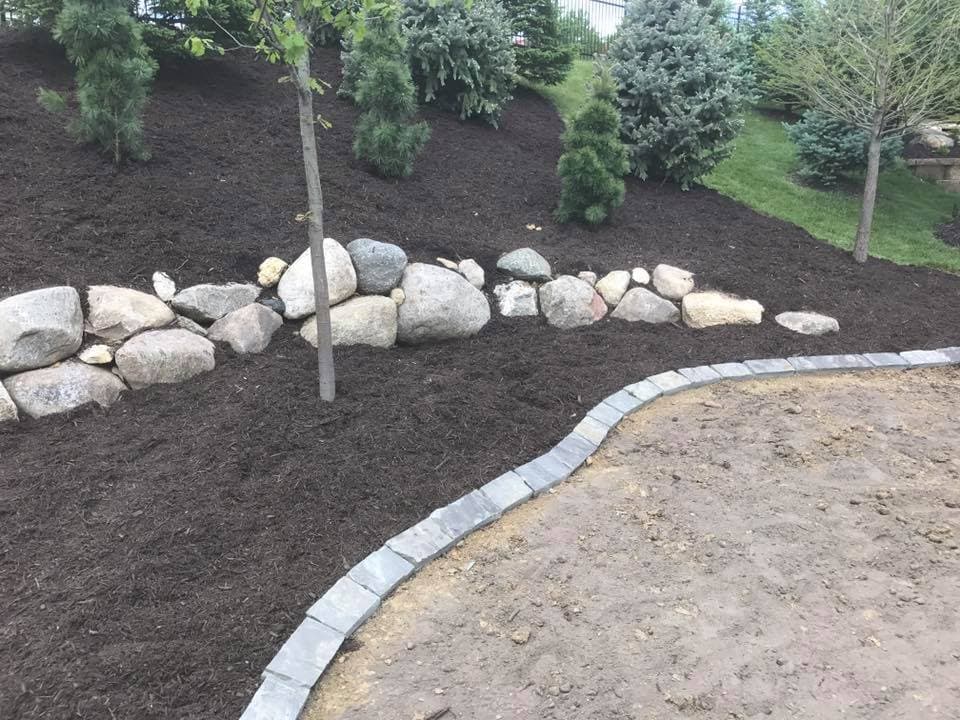 Complete Grounds Maintenance